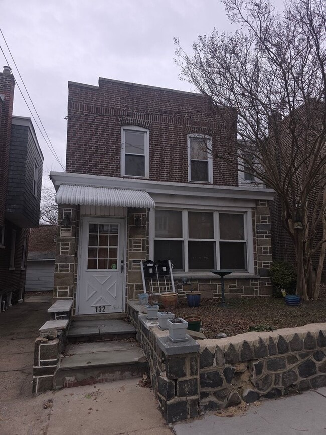 Photo - 1320 Linden St