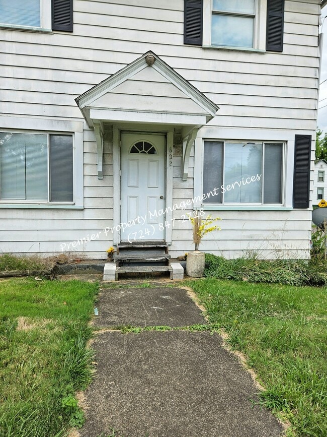 Building Photo - 602 E Long Ave Unit 2 Rental