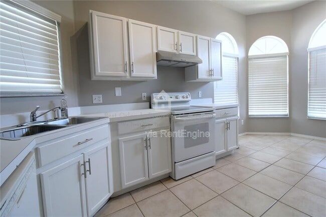 Photo - 464 Briar Bay Cir