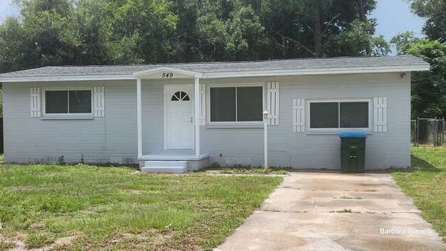 Building Photo - Three bedroom two bath for rent near Ridgewood and LPGA.