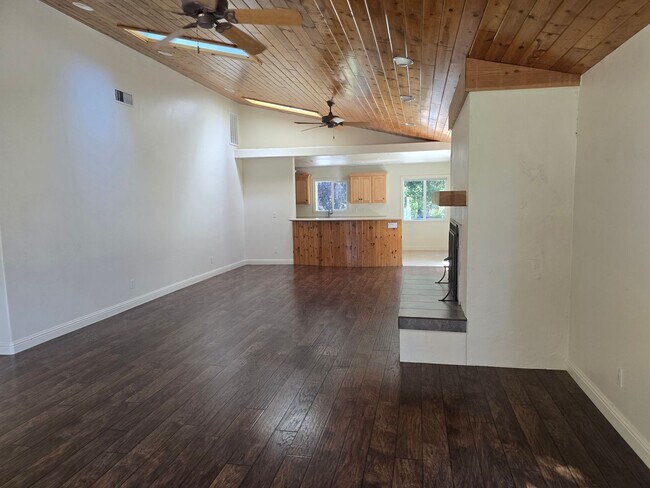 3130 S River Rd Unit 1
