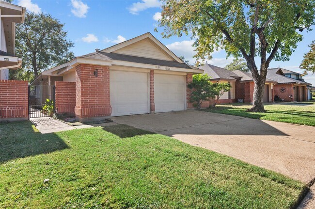 Photo - 16167 Golden Sands Dr