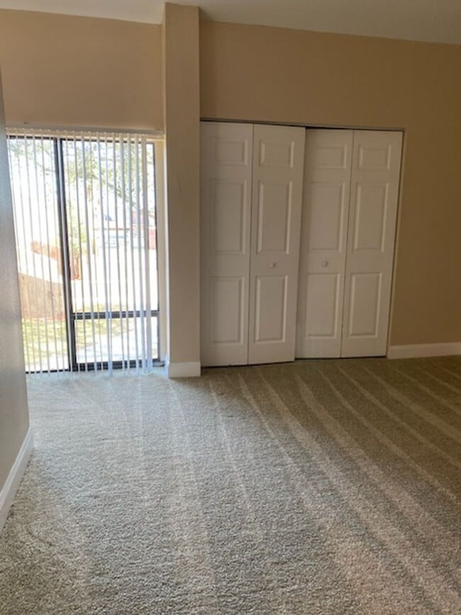 260 W Van Fleet Dr