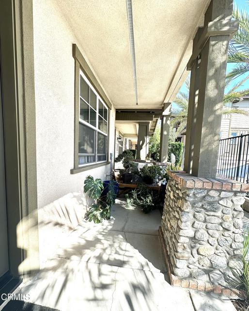 Photo - 594 Granite St