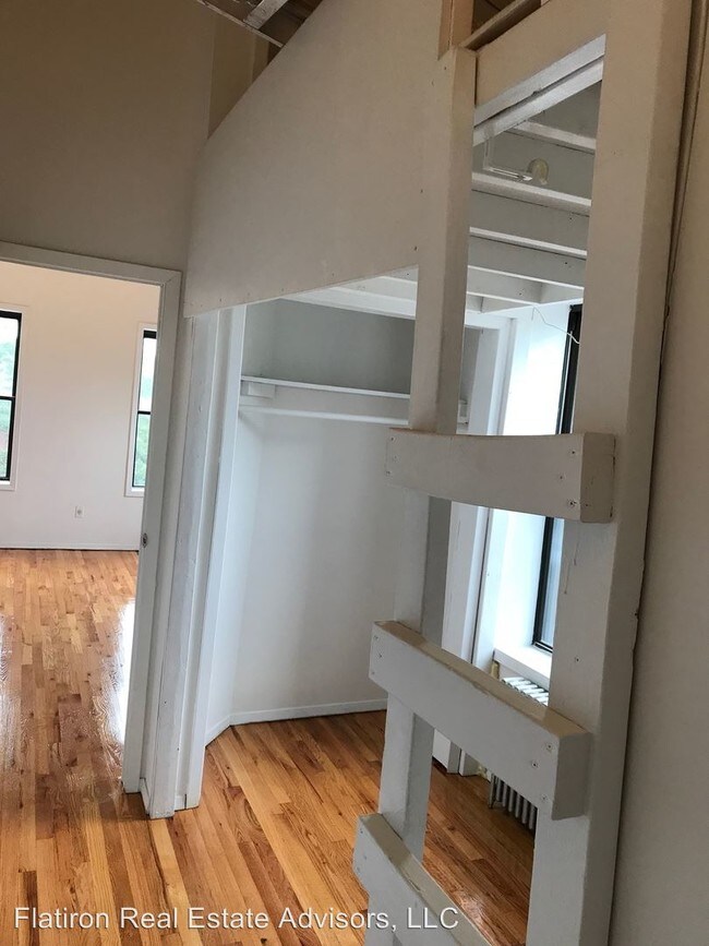 Photo - 146 Wythe Ave