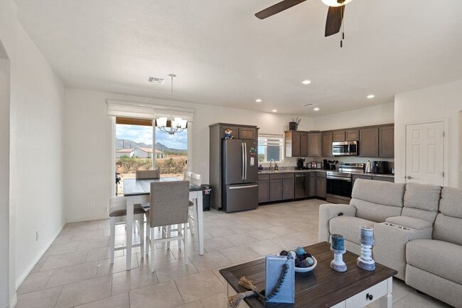 Photo - 1829 Camino Lebanon