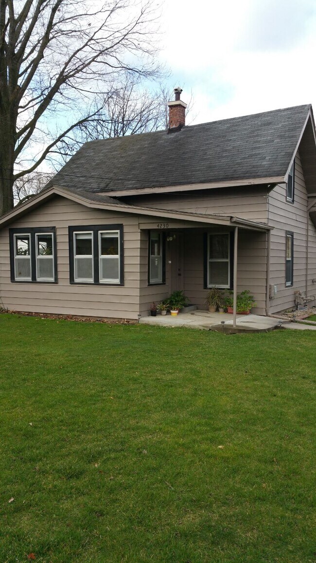 Photo - 4230 NW 4th St Casa