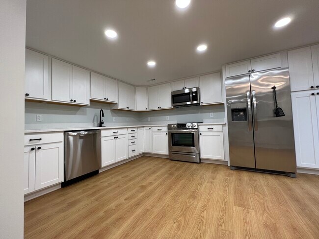 Photo - 14503 Main St Apartment Unit 1
