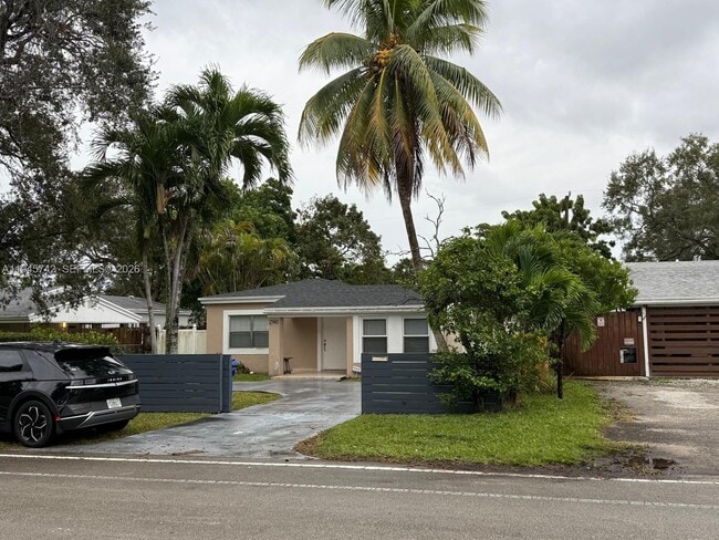 Photo - 2140 NE 183rd St