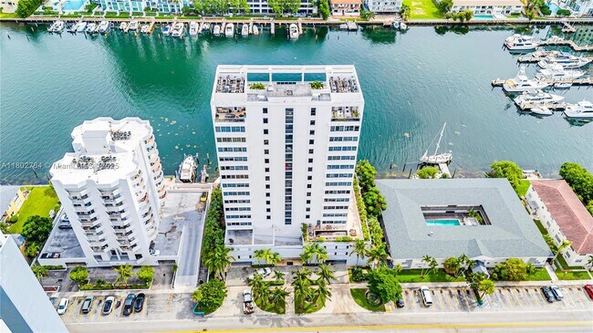 Photo - 7929 West Dr Unit 401