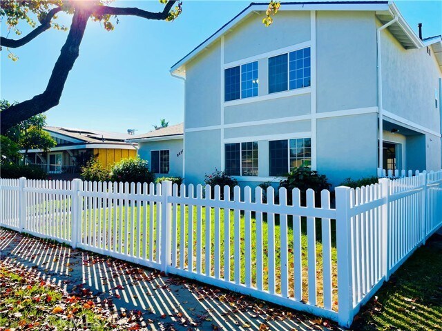 Photo - 8510 Donovan St