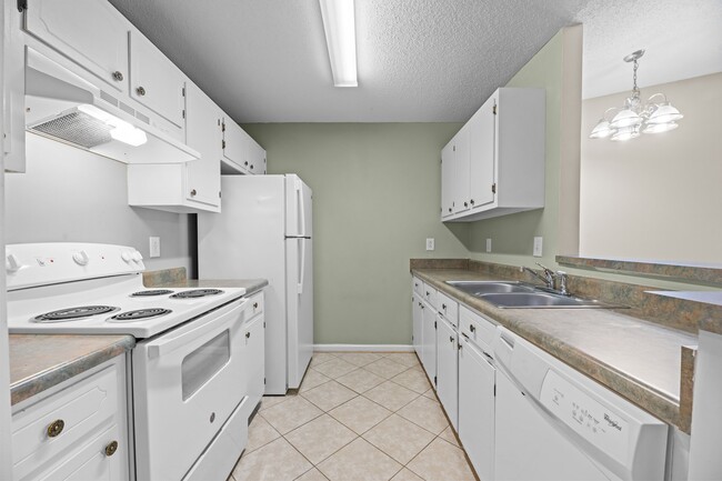 Photo - 123 Jerrett Ln