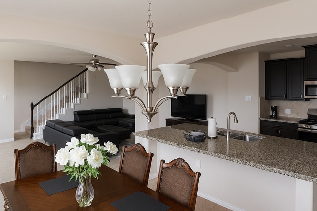 Cocina - 8311 Greys Ln