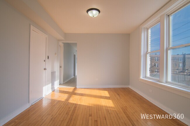 Photo - 1141 S Francisco Ave Unit 3F