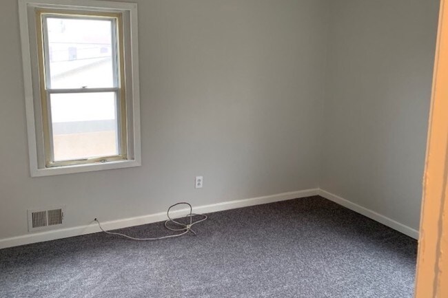 Photo - 600 Division St