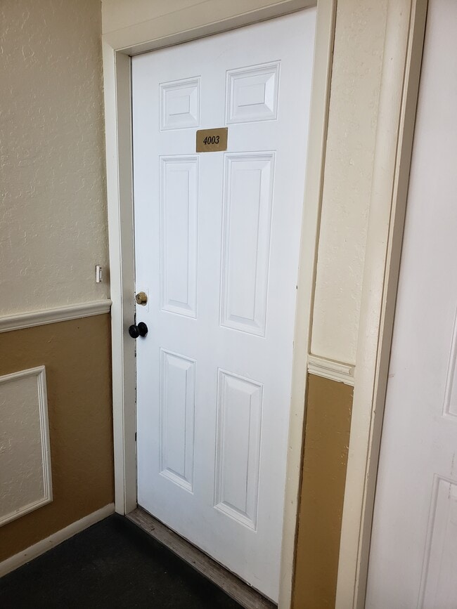 Photo - 4003 Versailles Dr Unit 4003F