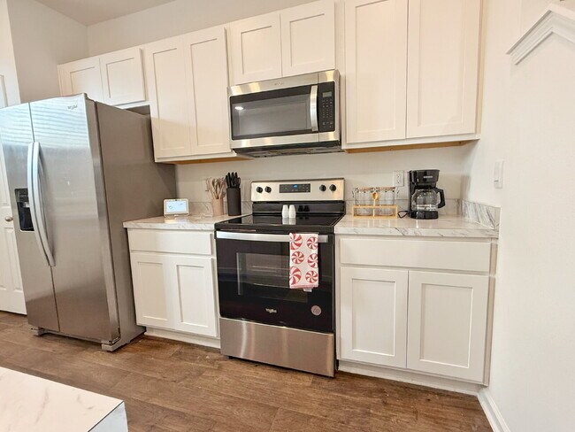 Photo - Furnished Townhome conveniently located!