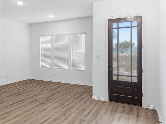 Photo - 721 Kerrville Ln