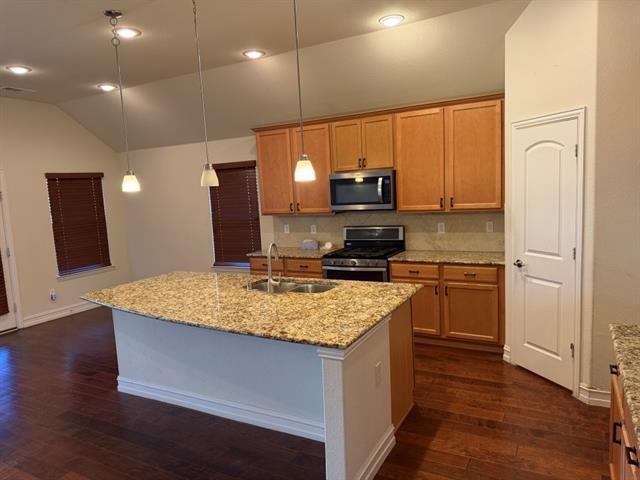 Photo - 2333 Leeward Pl