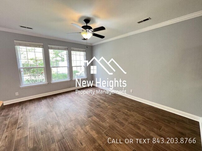 Photo - 5150 Trump St