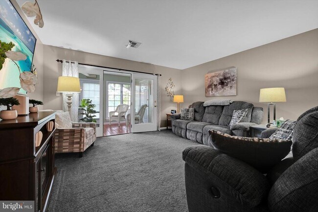 246 Black Oak Dr