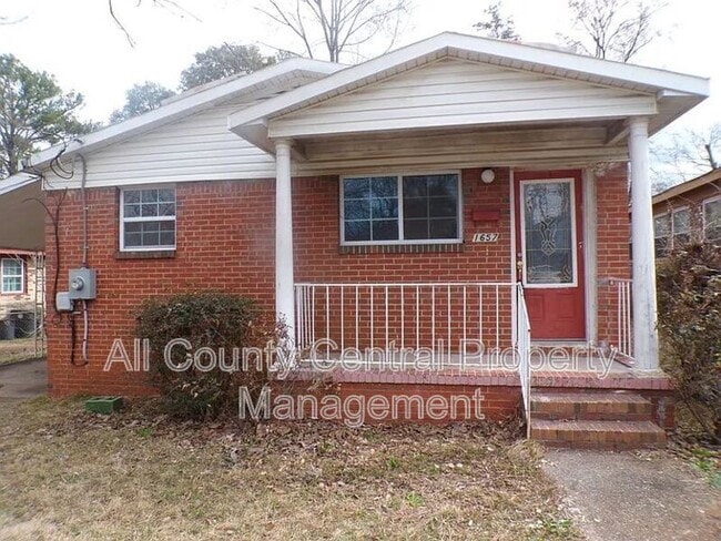 Photo - 1657 18th Way SW