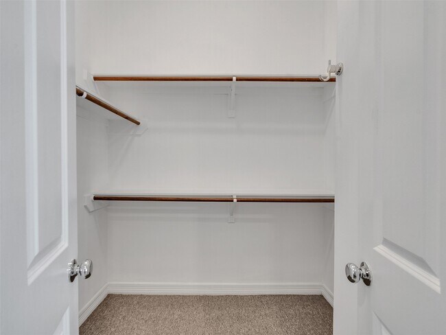 Photo - 3802 Center St