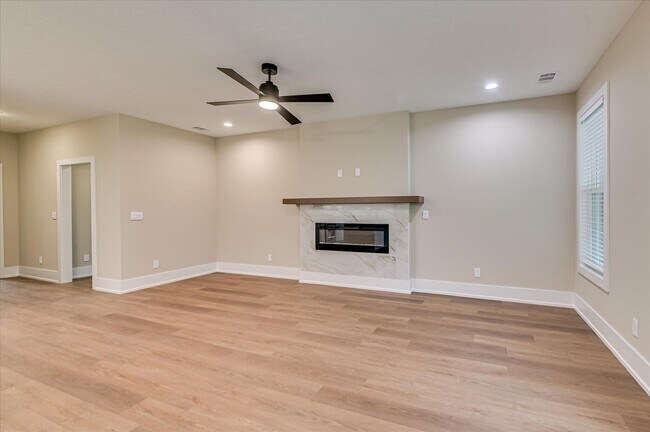 Photo - 3094 Banter Dr