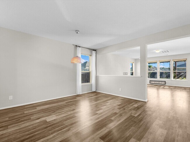 Photo - 5842 Rivergrove Park Dr