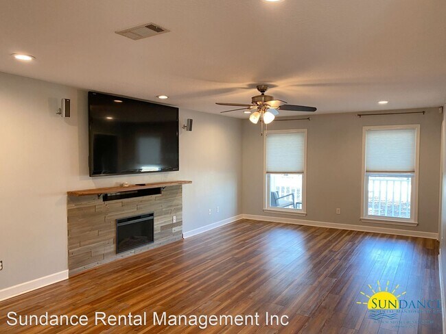 Photo - 4 br, 3 bath House - 7039 Gandy Drive