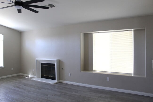 Photo - North West Home with Solar and Pool for Rent