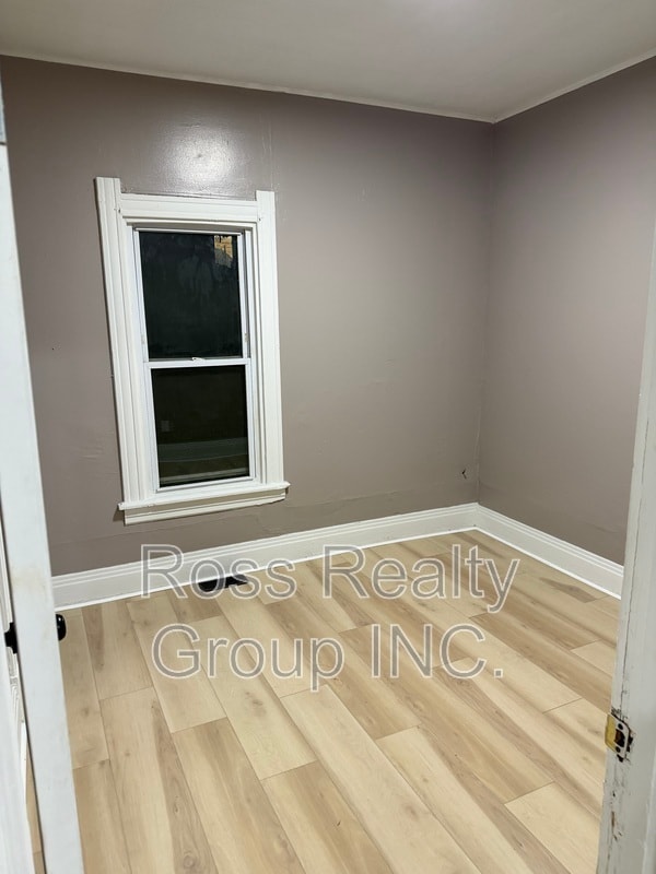 Photo - 1119 Earl St