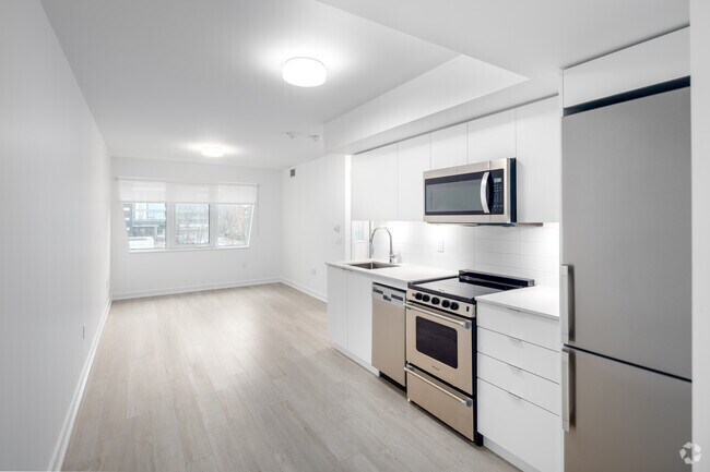 1 Bdrm plus Den