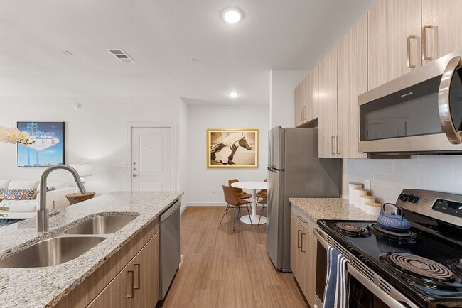 Building Photo - Bridge at Davenport Place Rental