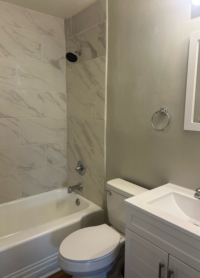 Photo - 1008 S 45th St