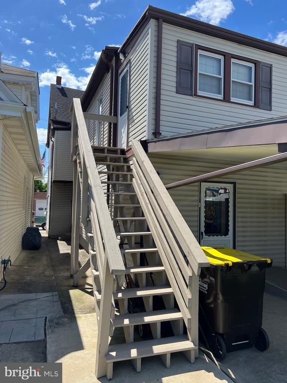 Photo - 51 S Chestnut St