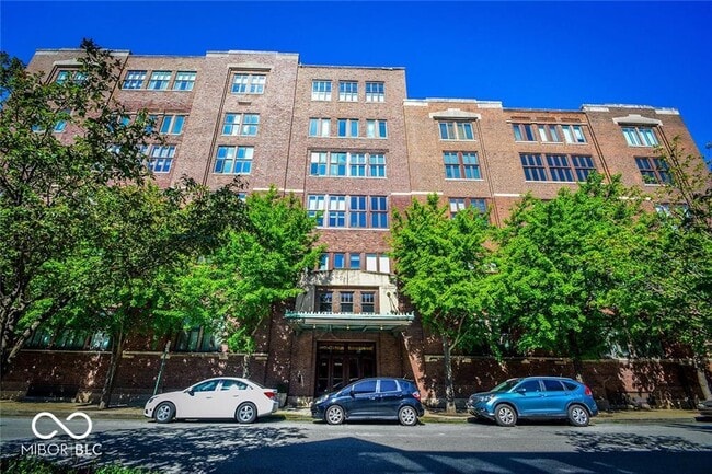 Building Photo - 430 N Park Ave Unit 504 Rental