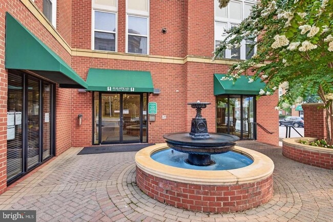 2655 Prosperity Ave Unit 311