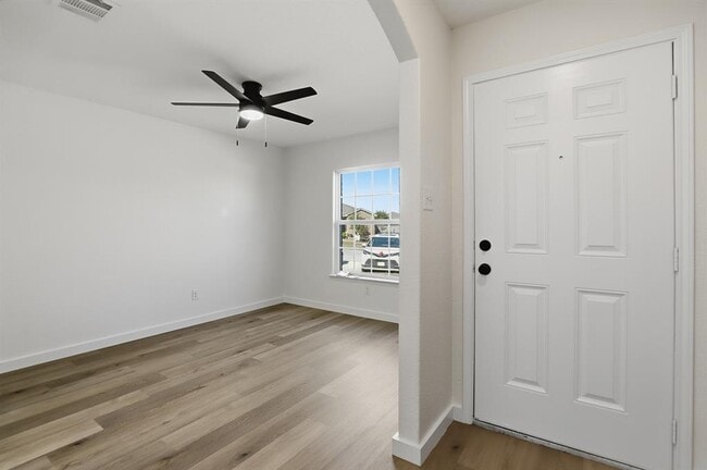 Photo - 4001 Cressler Ln