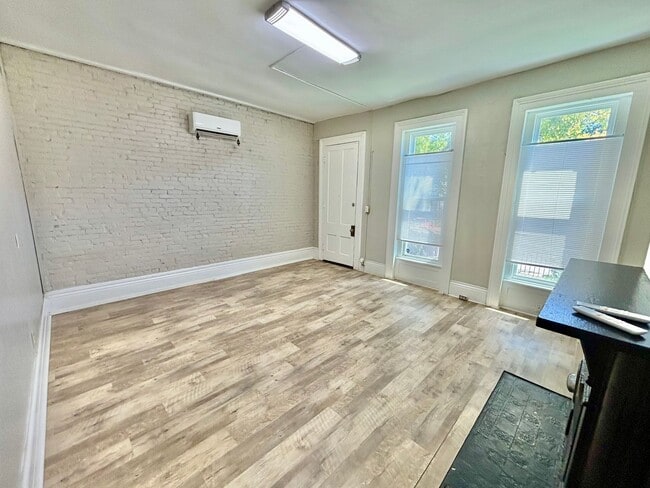 Photo - 524 N 26th St Unidad 1