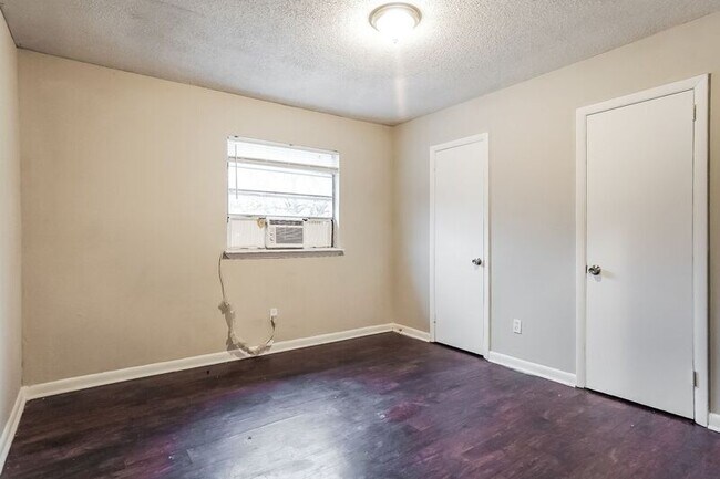 Photo - 712 47th St N Unit G