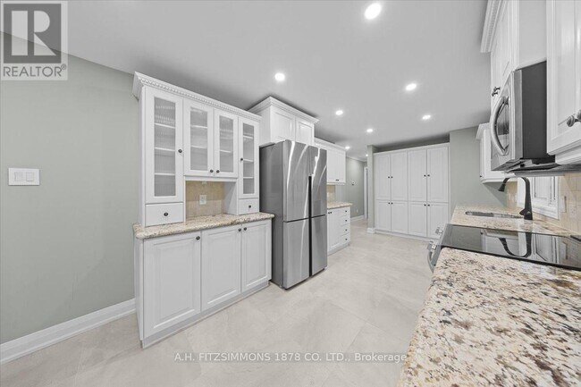 Photo - 50 Putman Ave