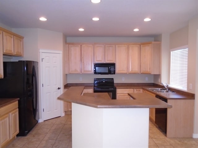 Photo - 147 S 45th Ave