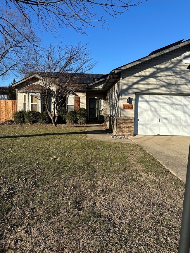 Building Photo - 1308 Terrace Green Ln