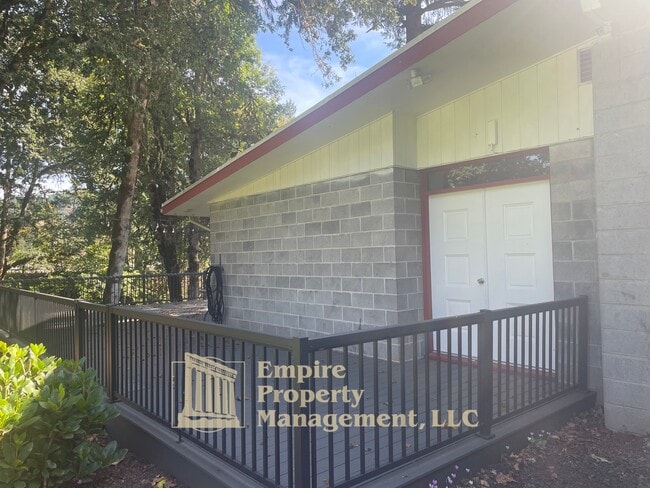 93127 Marcola Rd
