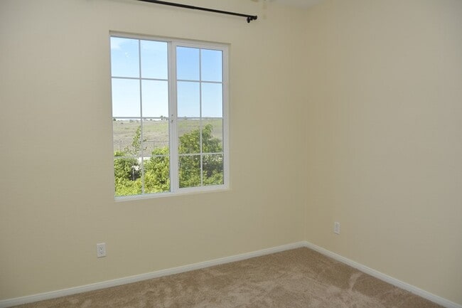 Photo - Spacious 3 BD, 3 BA Townhome in Airoso of Carmel Valley!