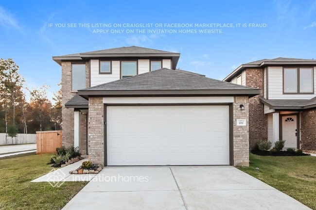 Building Photo - 10703 Sunlit St