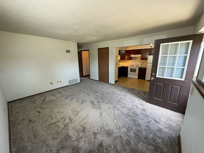4606 Ontario