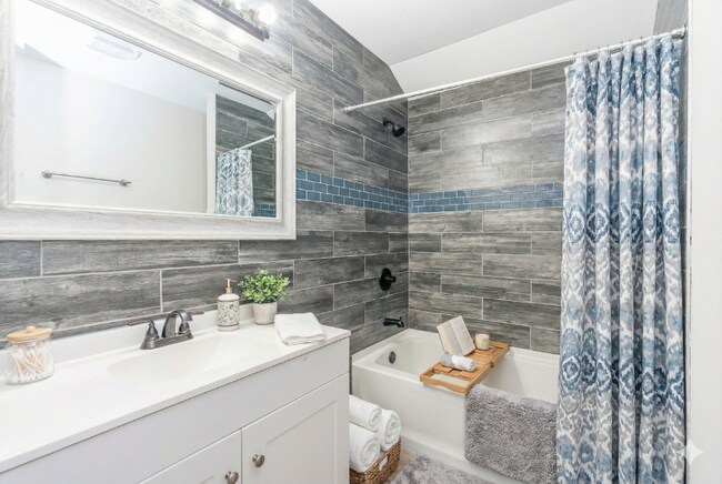 Photo - 1098 E 22nd Ave