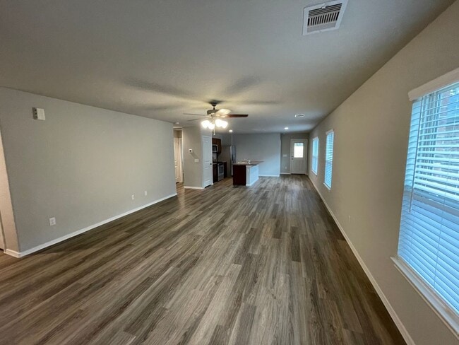 Photo - 727 Long Cedar Dr